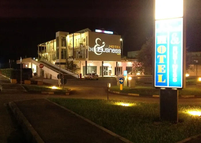 Hotel Bed & Business 3*