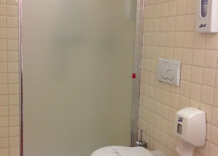 Bed & Business Hotel 3*